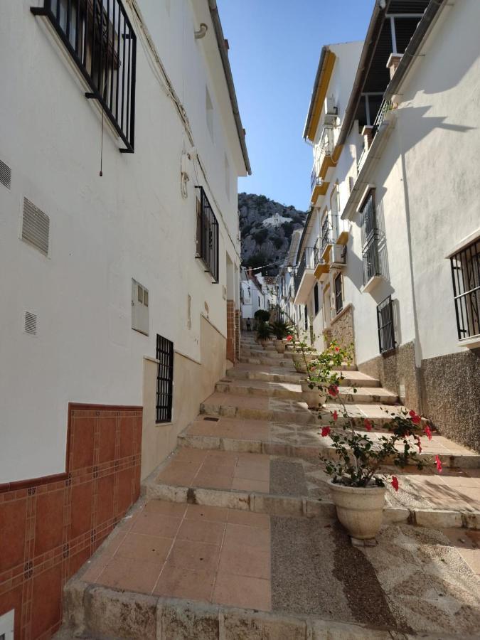 Casa De La Abuela Tere Caminito Del Rey, Valle De Abdalajis, Malaga Buitenkant foto